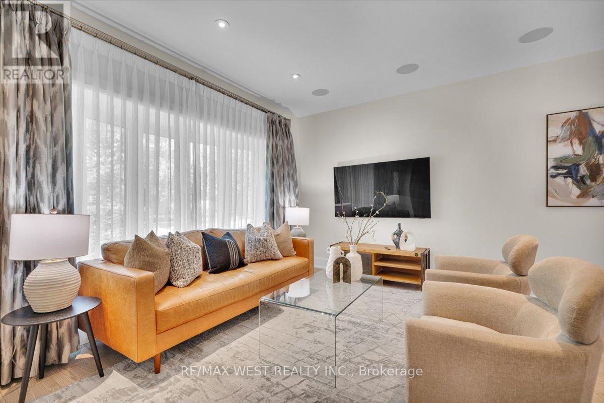 2456 Bridge Road, Oakville, Ontario  L6L 2H1 - Photo 6 - W13151524