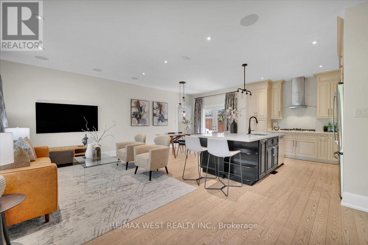 2456 Bridge Road, Oakville, Ontario  L6L 2H1 - Photo 9 - W13151524