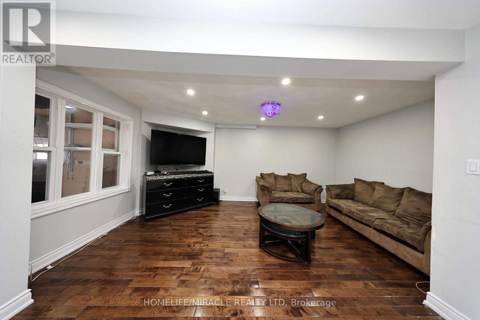 35 Kirk Drive, Brampton, Ontario  L6X 4E6 - Photo 12 - W13151528