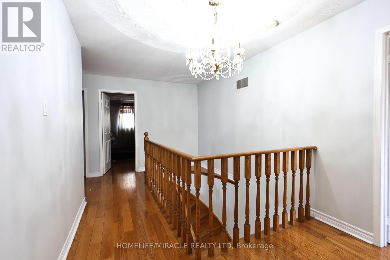 35 Kirk Drive, Brampton, Ontario  L6X 4E6 - Photo 19 - W13151528