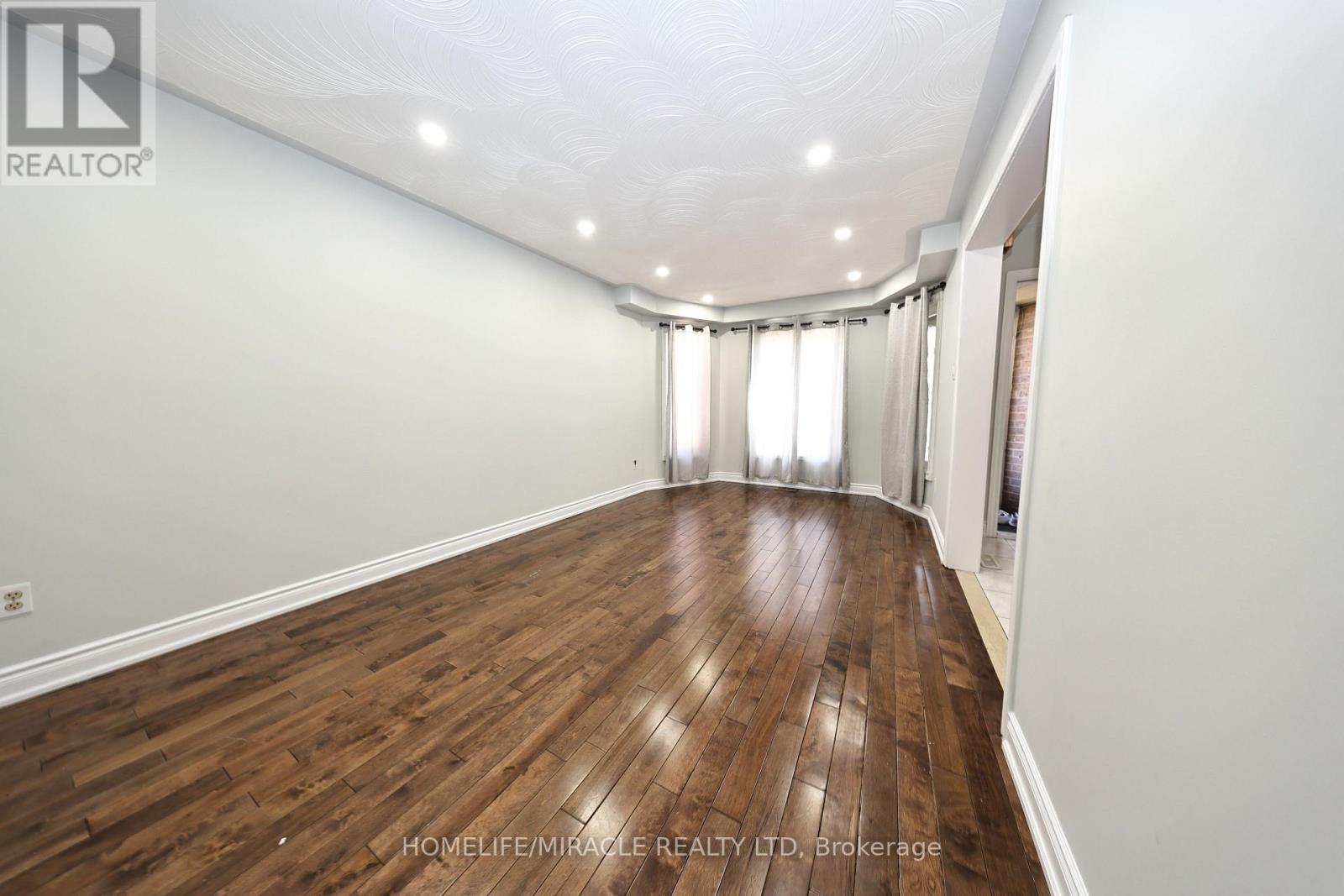 35 Kirk Drive, Brampton, Ontario  L6X 4E6 - Photo 7 - W13151528