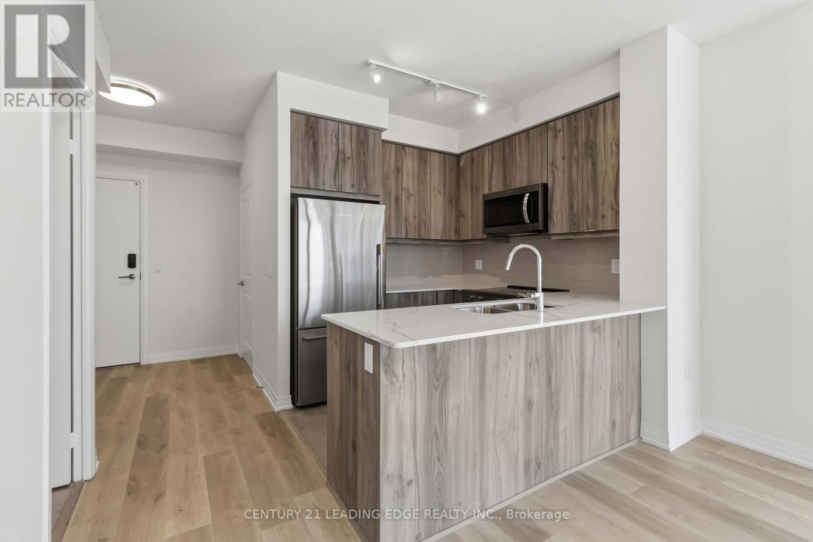 1004 - 15 Watergarden Drive, Mississauga, Ontario  L5R 0H4 - Photo 11 - W13151540