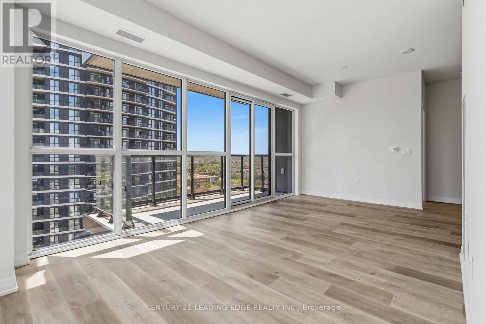 1004 - 15 Watergarden Drive, Mississauga, Ontario  L5R 0H4 - Photo 17 - W13151540