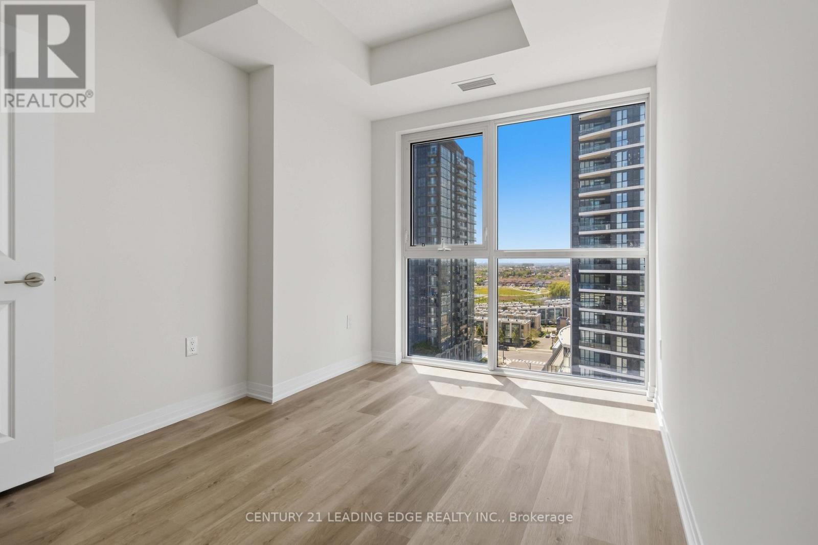 1004 - 15 Watergarden Drive, Mississauga, Ontario  L5R 0H4 - Photo 19 - W13151540