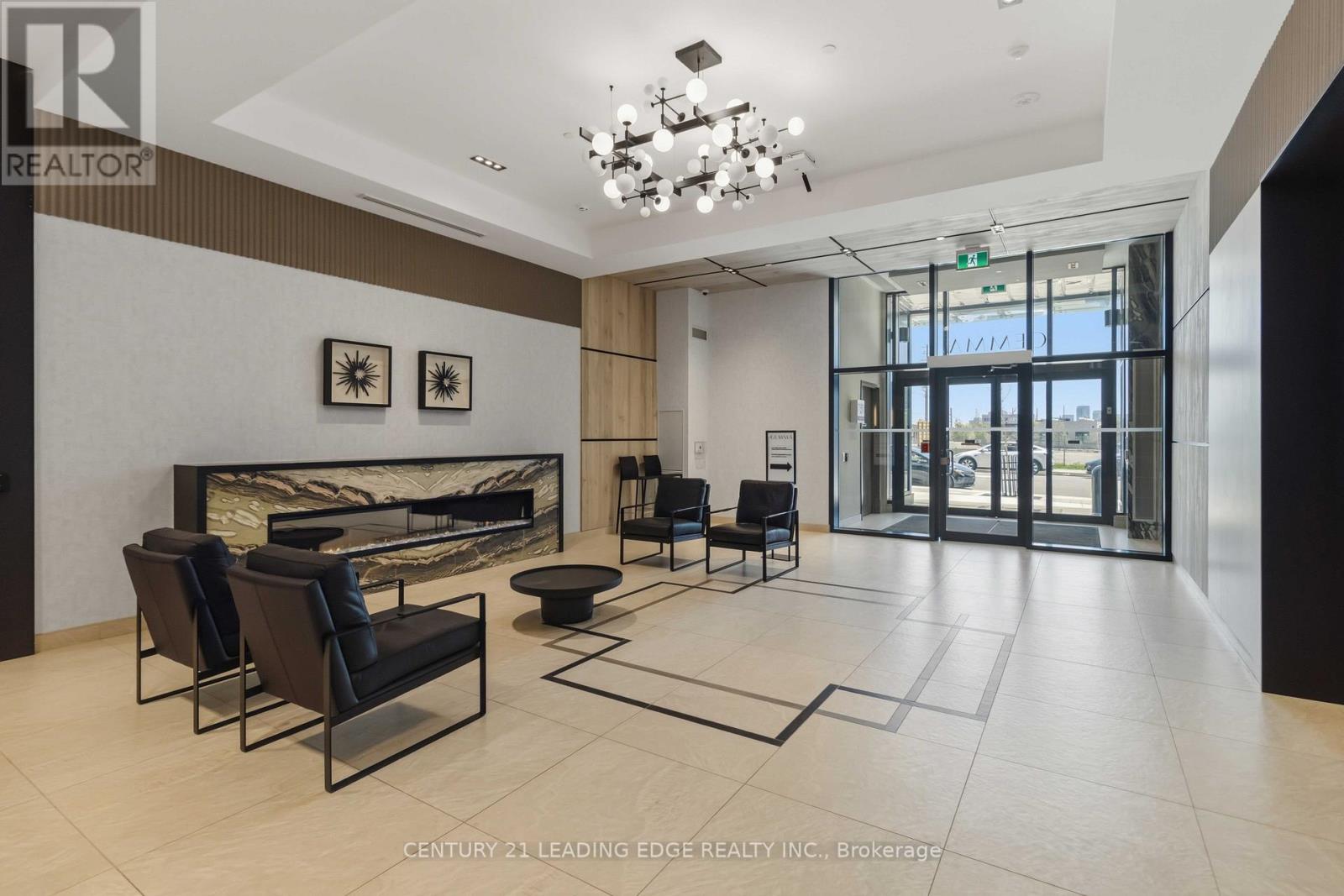 1004 - 15 Watergarden Drive, Mississauga, Ontario  L5R 0H4 - Photo 4 - W13151540