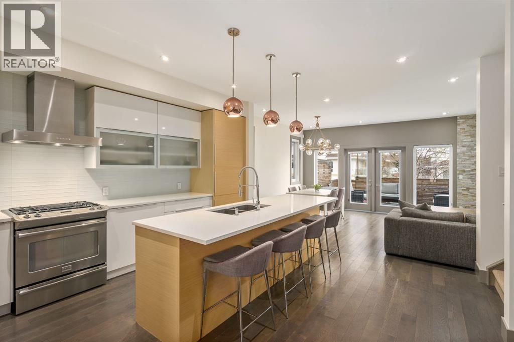 1826 37 Avenue SW, Calgary, Alberta  T3E 3A3 - Photo 4 - A2312656