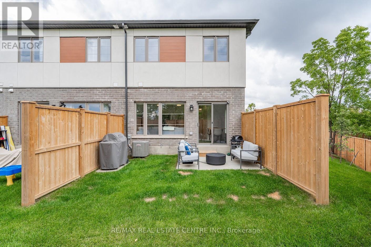 25 Steele Crescent, Guelph, Ontario  N1E 0S7 - Photo 25 - X13151436