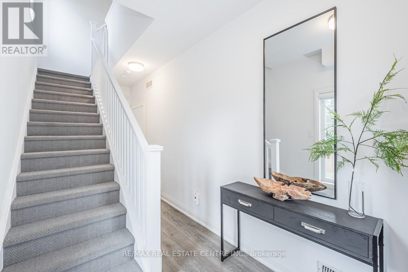 25 Steele Crescent, Guelph, Ontario  N1E 0S7 - Photo 6 - X13151436