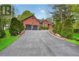 4075 STONE POINT ROAD, South Frontenac, Ontario