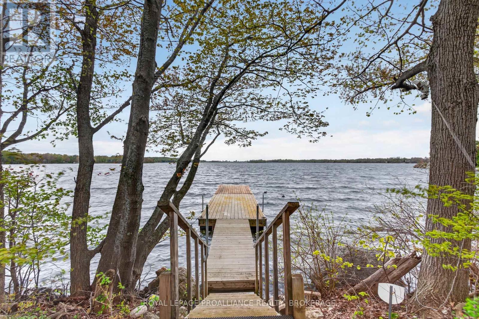 4075 Stone Point Road, South Frontenac, Ontario  K0H 1X0 - Photo 41 - X12968872