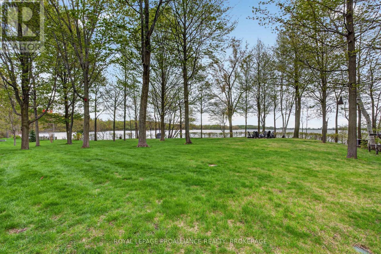 4075 Stone Point Road, South Frontenac, Ontario  K0H 1X0 - Photo 44 - X12968872