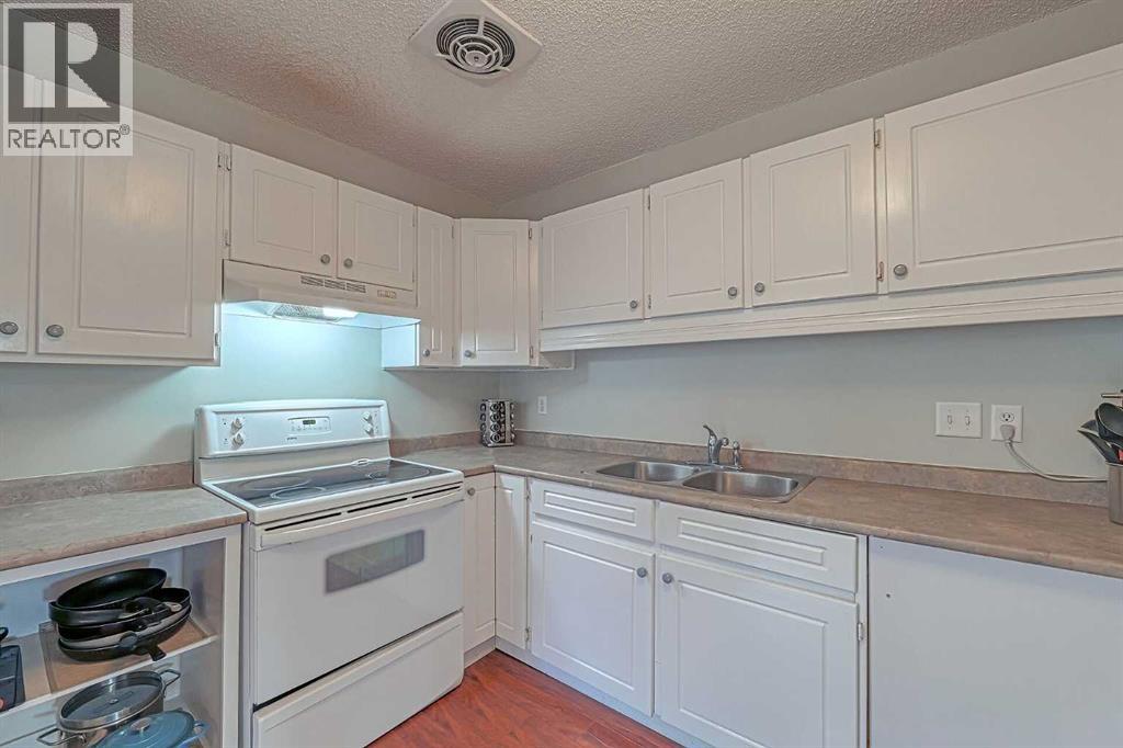 328 6 Street, Irricana, Alberta  T0M 1B0 - Photo 12 - A2312965