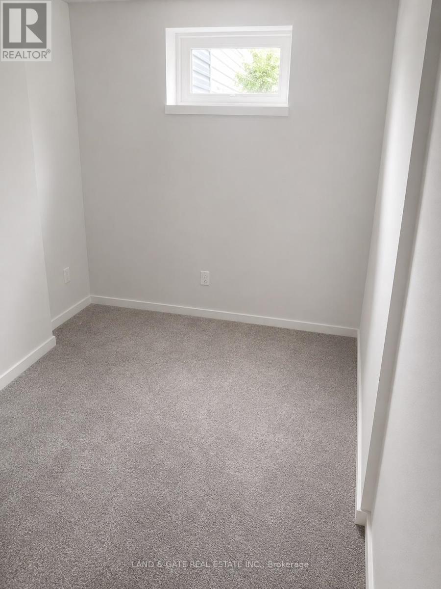 2488 Bromus Path, Oshawa, Ontario L1L 0K7 - Photo 12 - E13151660