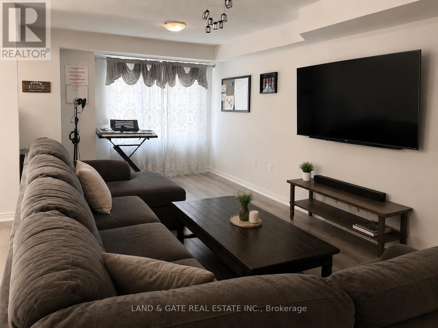 2488 Bromus Path, Oshawa, Ontario L1L 0K7 - Photo 2 - E13151660
