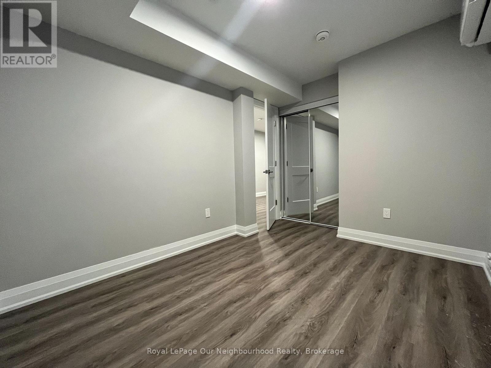 Lower - 146 Bartlett Avenue, Toronto, Ontario  M6H 3G1 - Photo 15 - W13151592