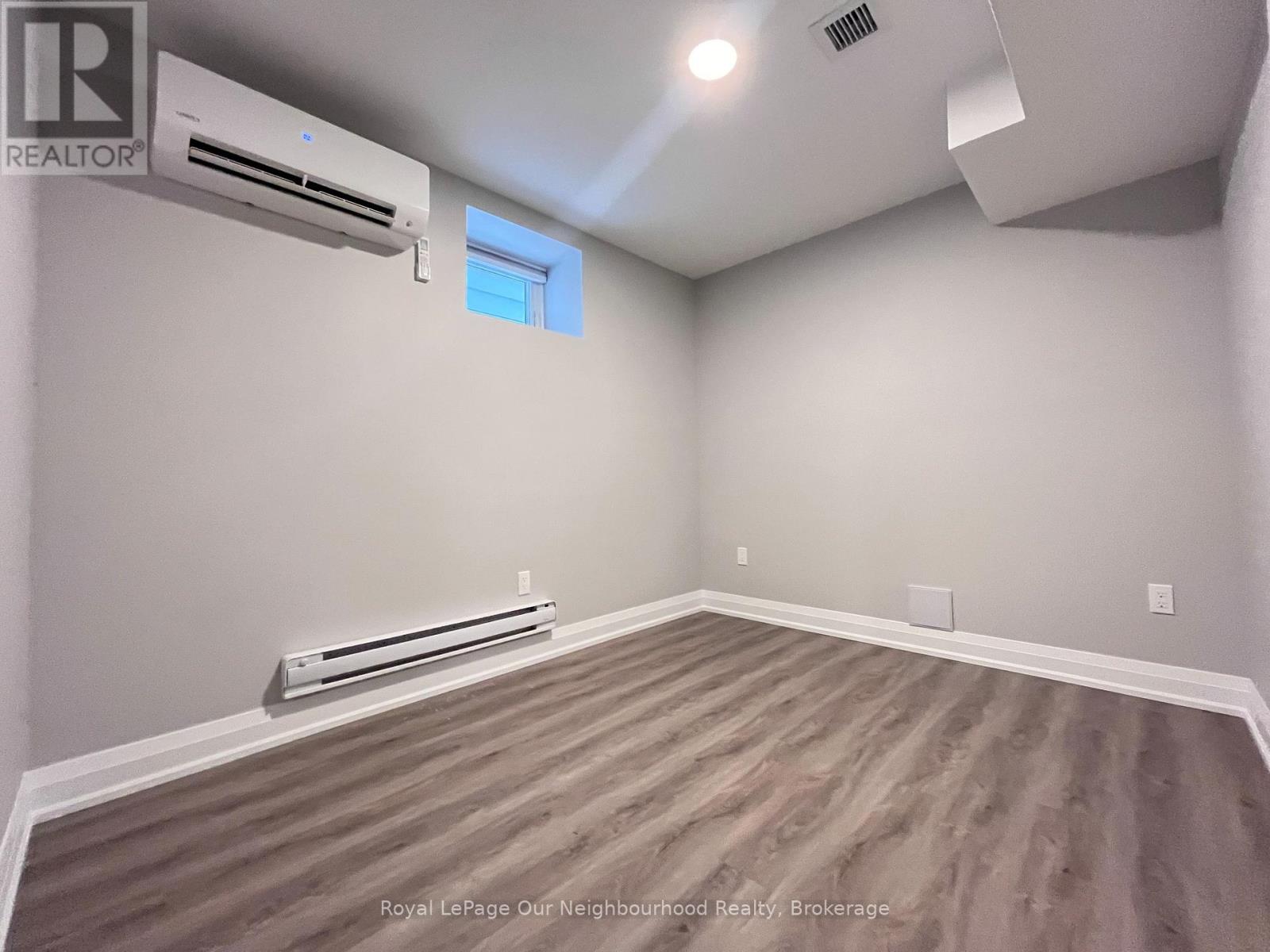 Lower - 146 Bartlett Avenue, Toronto, Ontario  M6H 3G1 - Photo 17 - W13151592