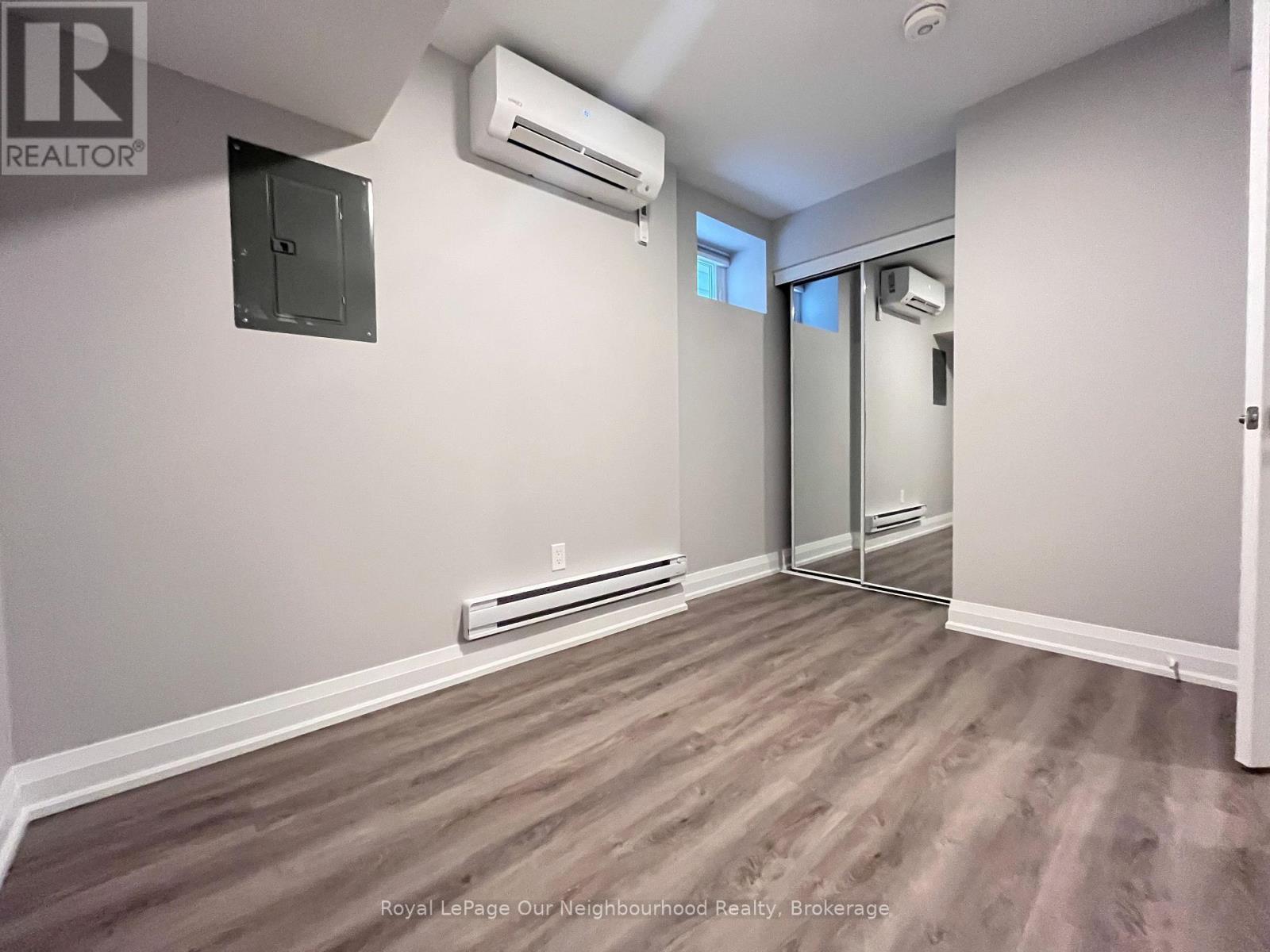 Lower - 146 Bartlett Avenue, Toronto, Ontario  M6H 3G1 - Photo 19 - W13151592