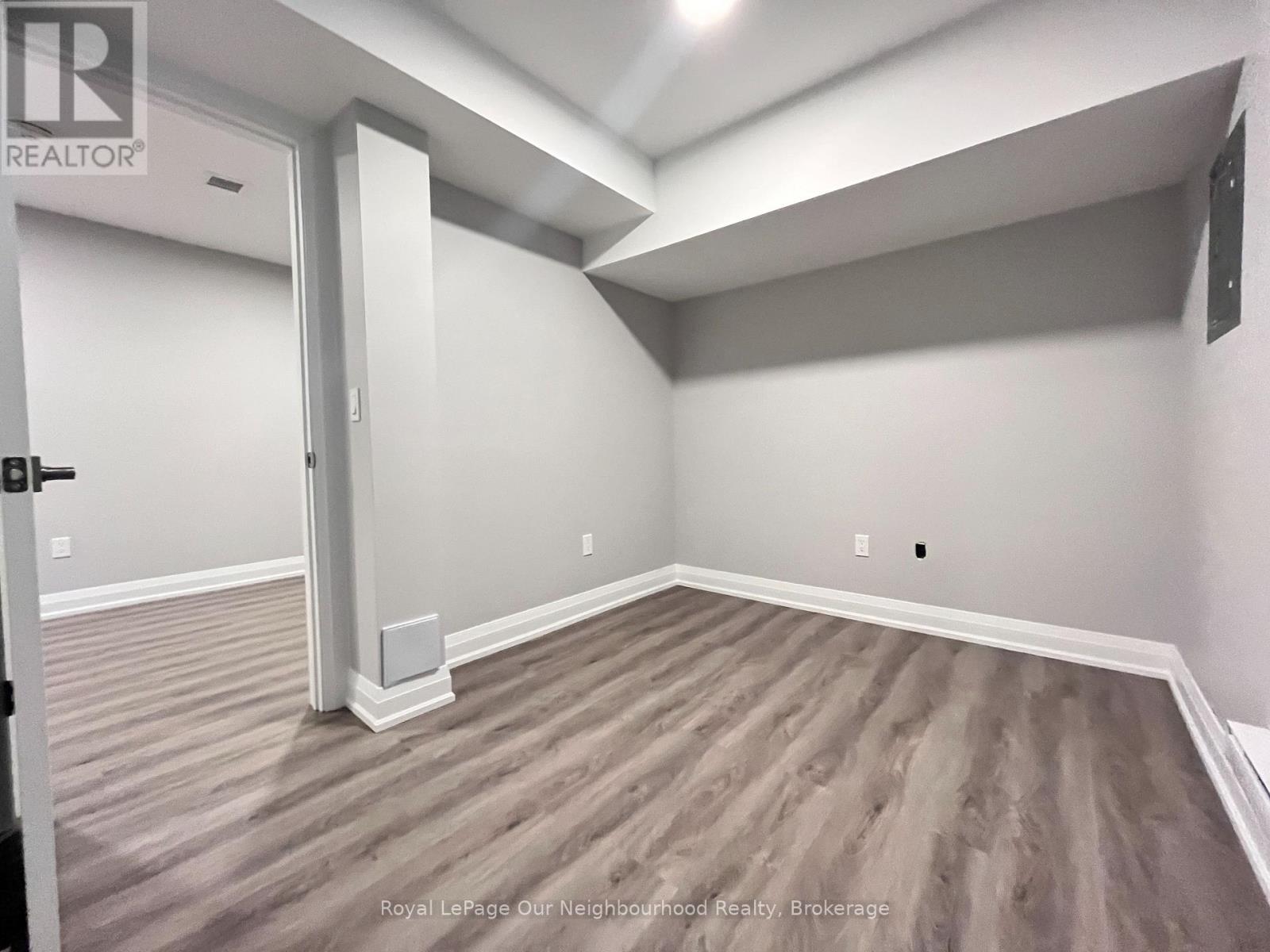 Lower - 146 Bartlett Avenue, Toronto, Ontario  M6H 3G1 - Photo 22 - W13151592