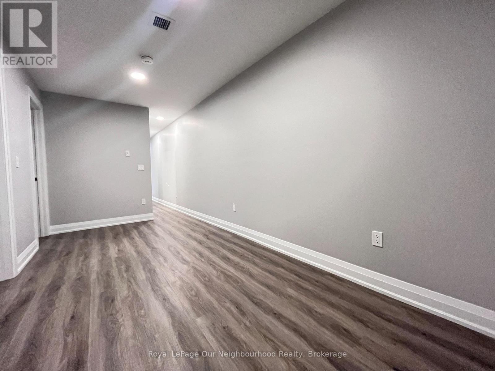 Lower - 146 Bartlett Avenue, Toronto, Ontario  M6H 3G1 - Photo 23 - W13151592