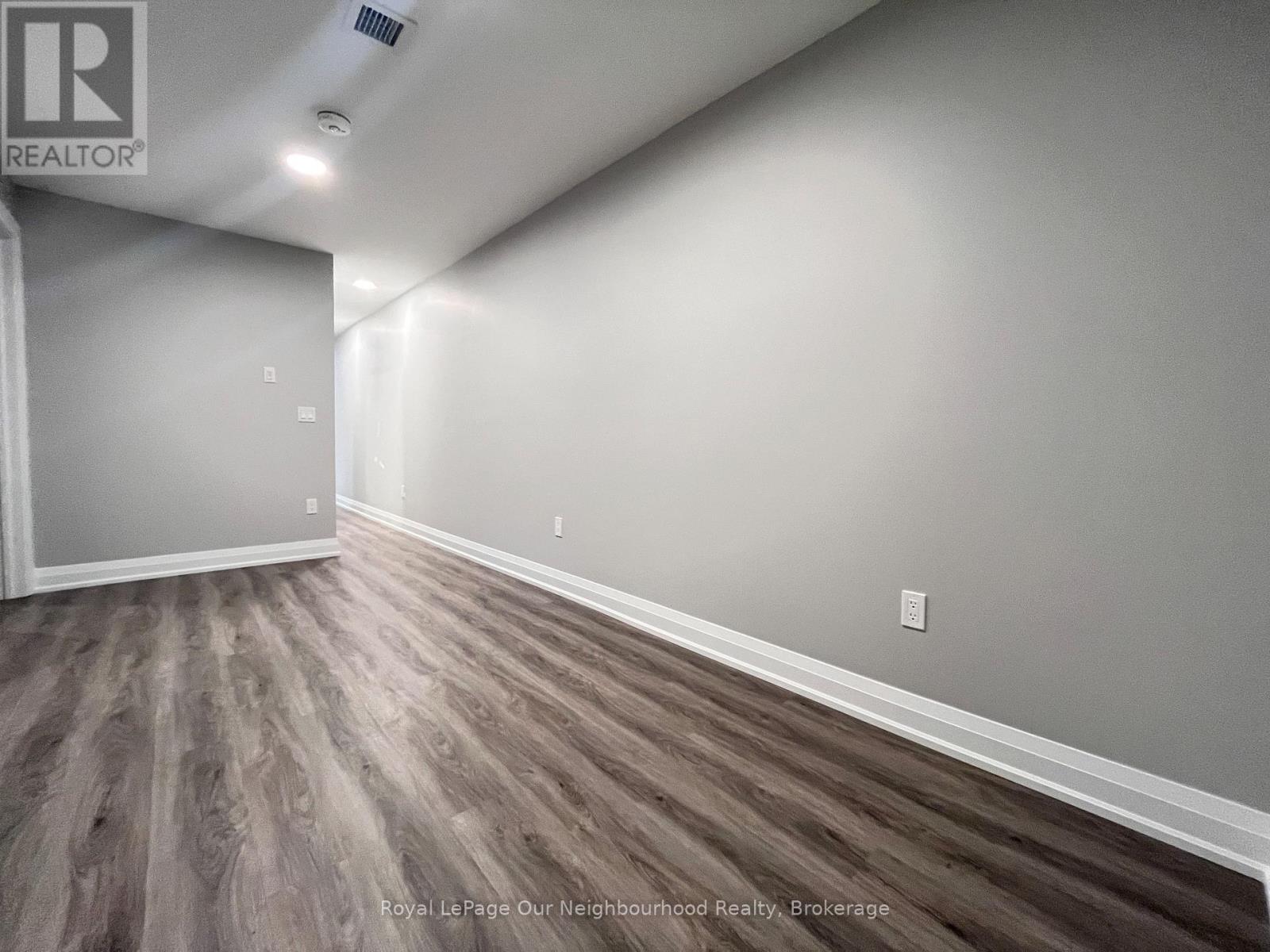 Lower - 146 Bartlett Avenue, Toronto, Ontario  M6H 3G1 - Photo 24 - W13151592