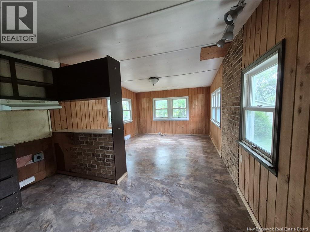 41 Rowan Street, Fredericton, New Brunswick  E3B 8M3 - Photo 3 - NB139932