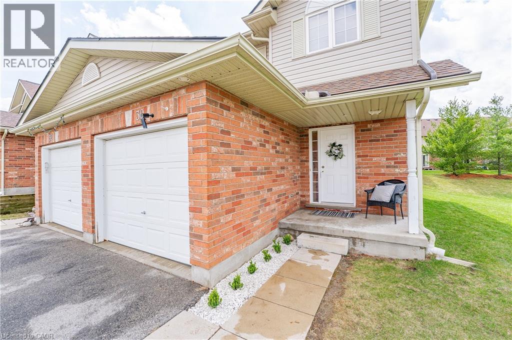 30 Fallowfield Drive, Kitchener, Ontario N2C 0A8 - Photo 3 - 40831859