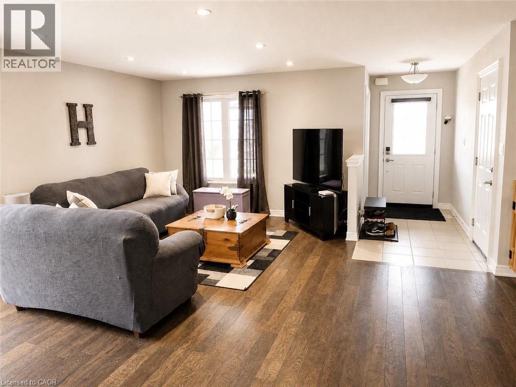 112 Anastasia Boulevard, Smithville, Ontario  L0R 2A0 - Photo 6 - 40822370