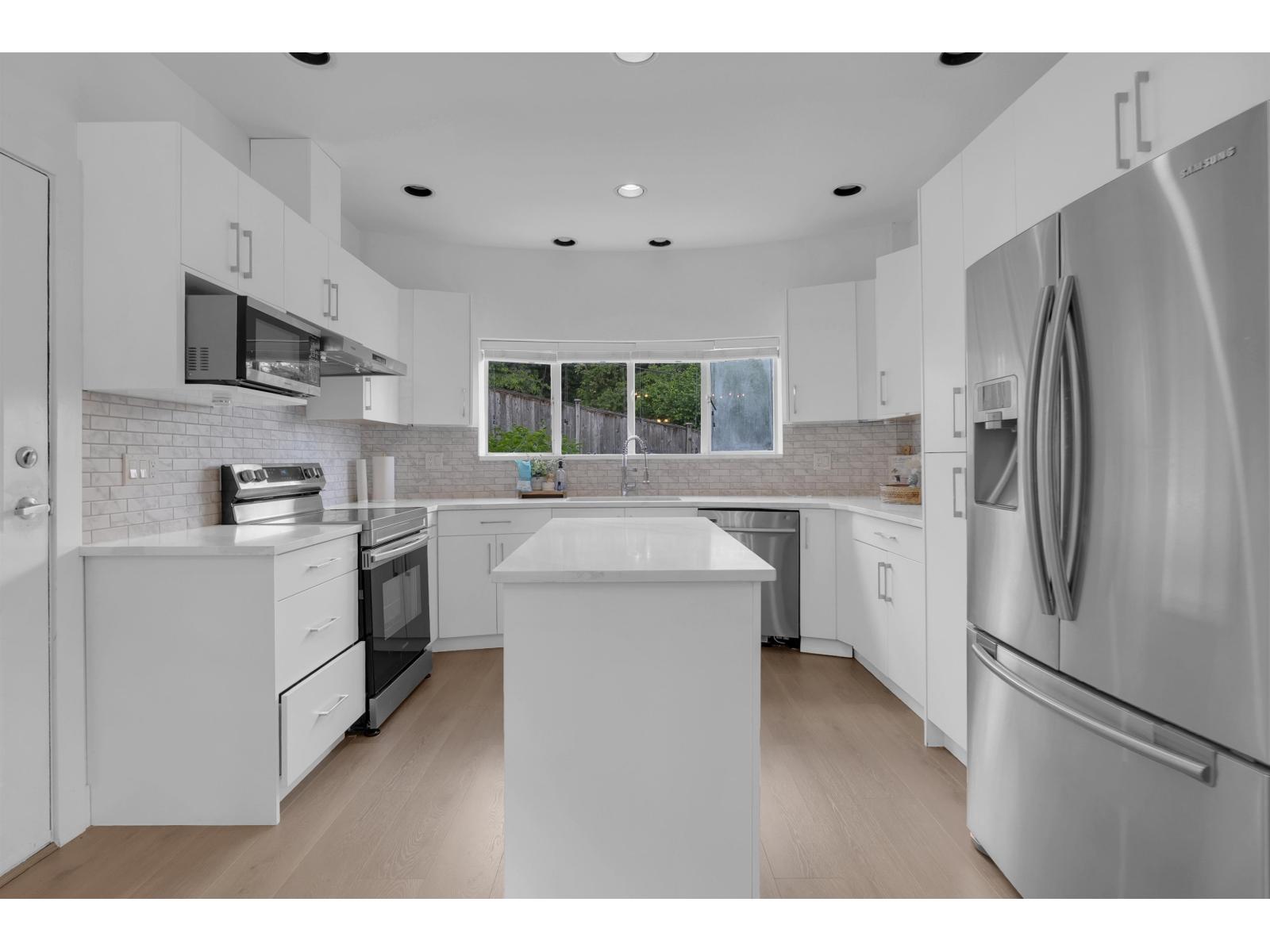 12110 101b Avenue, Surrey, British Columbia  V3V 7X6 - Photo 11 - R3120265
