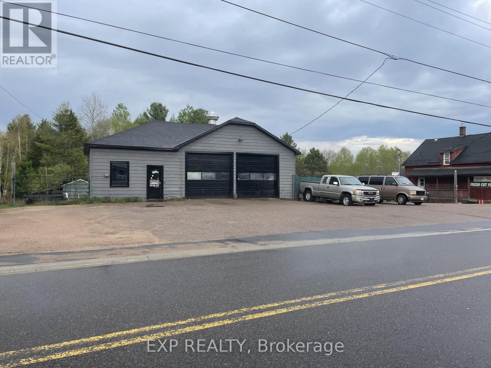 5958 Palmer Road, Brudenell, Ontario  K0J 2E0 - Photo 3 - X12807848