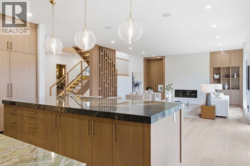 209 Windermere Road SW, Calgary, Alberta  T3C 3K9 - Photo 7 - A2296061