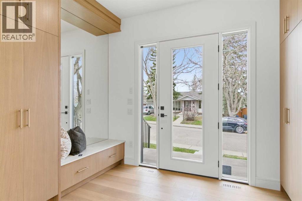 209 Windermere Road SW, Calgary, Alberta  T3C 3K9 - Photo 21 - A2296061