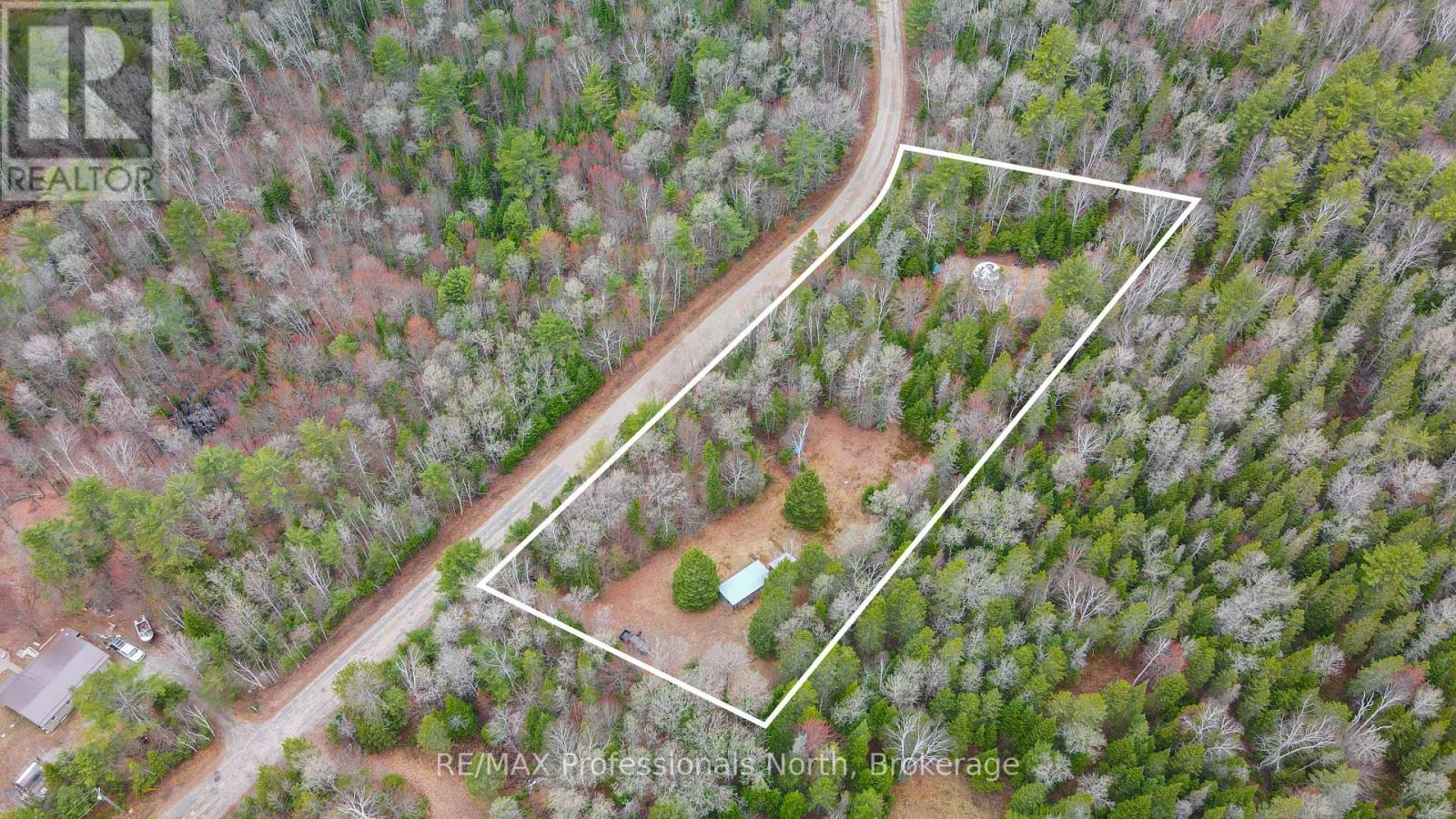 1056 OUTRAM ROAD, Highlands East, Ontario