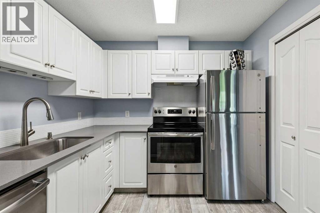 139, 5000 Somervale Court SW, Calgary, Alberta  T2Y 4M1 - Photo 5 - A2311875