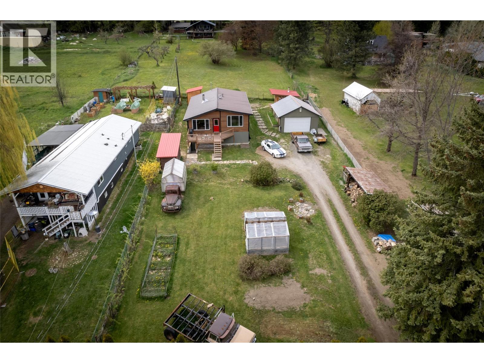 127 8th Street N, Kaslo, British Columbia  V0G 1M0 - Photo 5 - 10360012