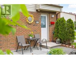 41C FORESTER CRESCENT, Ottawa, Ontario