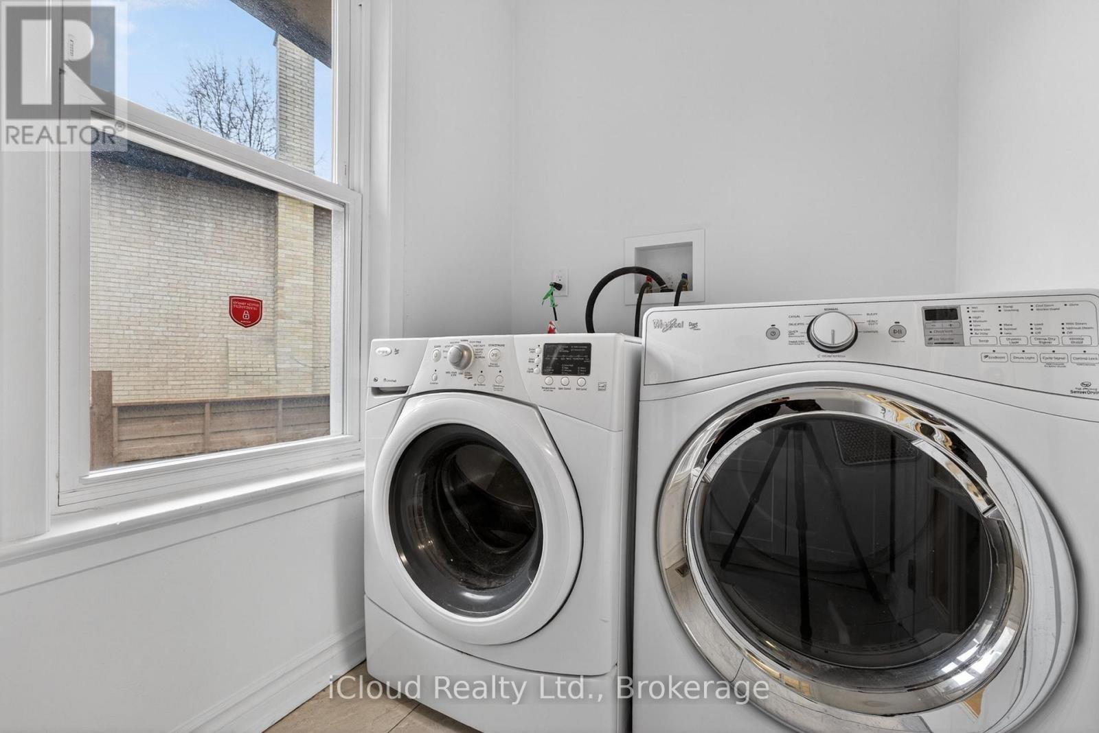 52 Montressor Drive, Toronto, Ontario  M2P 1Z2 - Photo 14 - C13151570