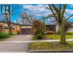 52 MONTRESSOR DRIVE, Toronto, Ontario