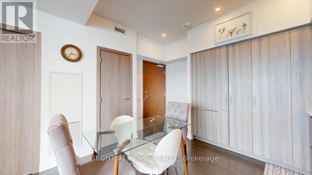 3011 - 19 Bathurst Street, Toronto, Ontario  M5V 0N2 - Photo 8 - C13151768