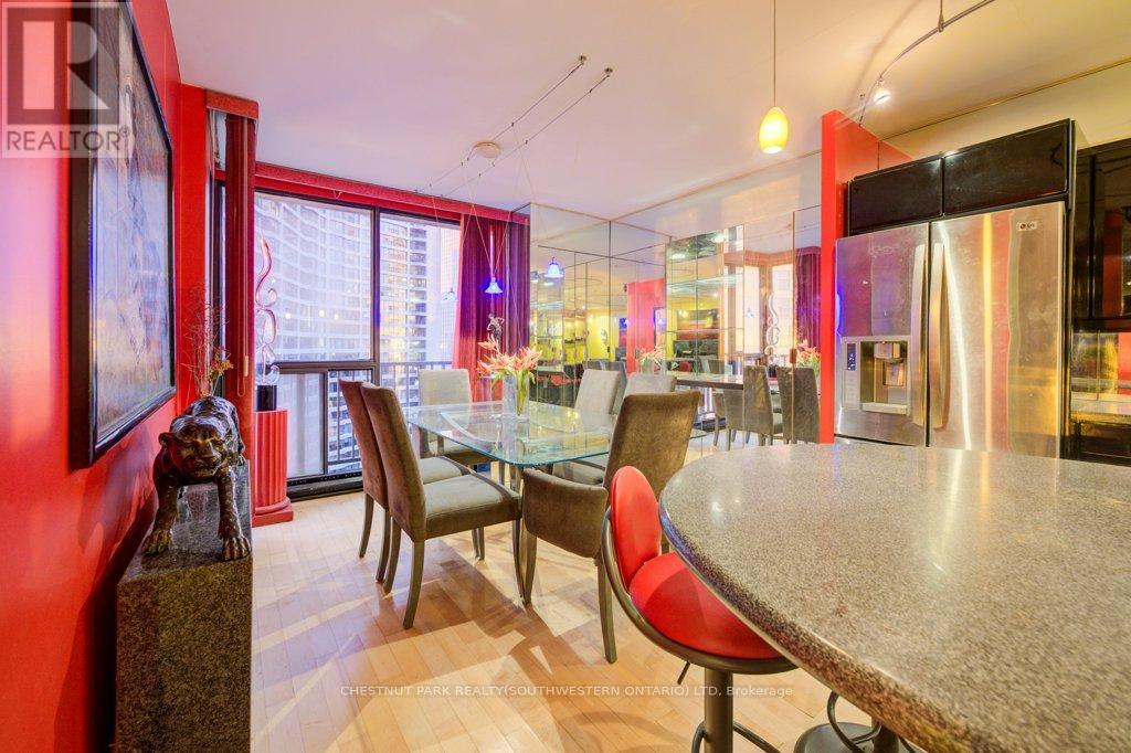 2409 - 33 Harbour Square, Toronto, Ontario  M5J 2G2 - Photo 18 - C13151786