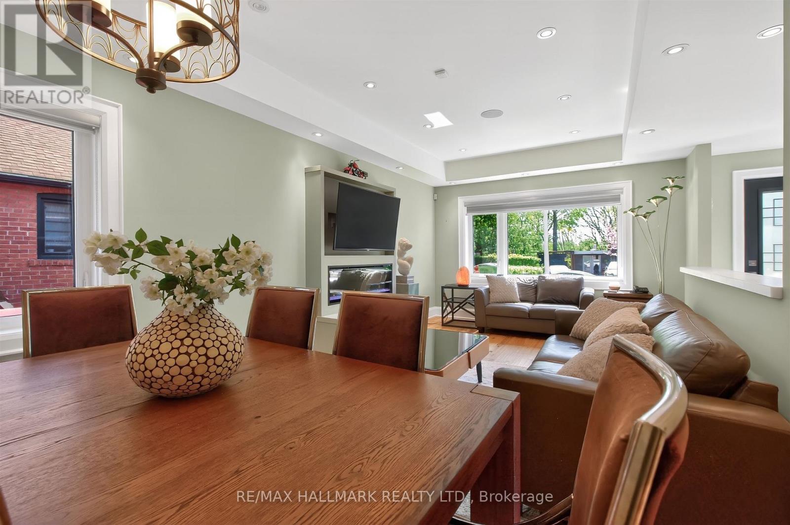 5 Elmont Drive, Toronto, Ontario M4B 2L9 - Photo 12 - E13151616