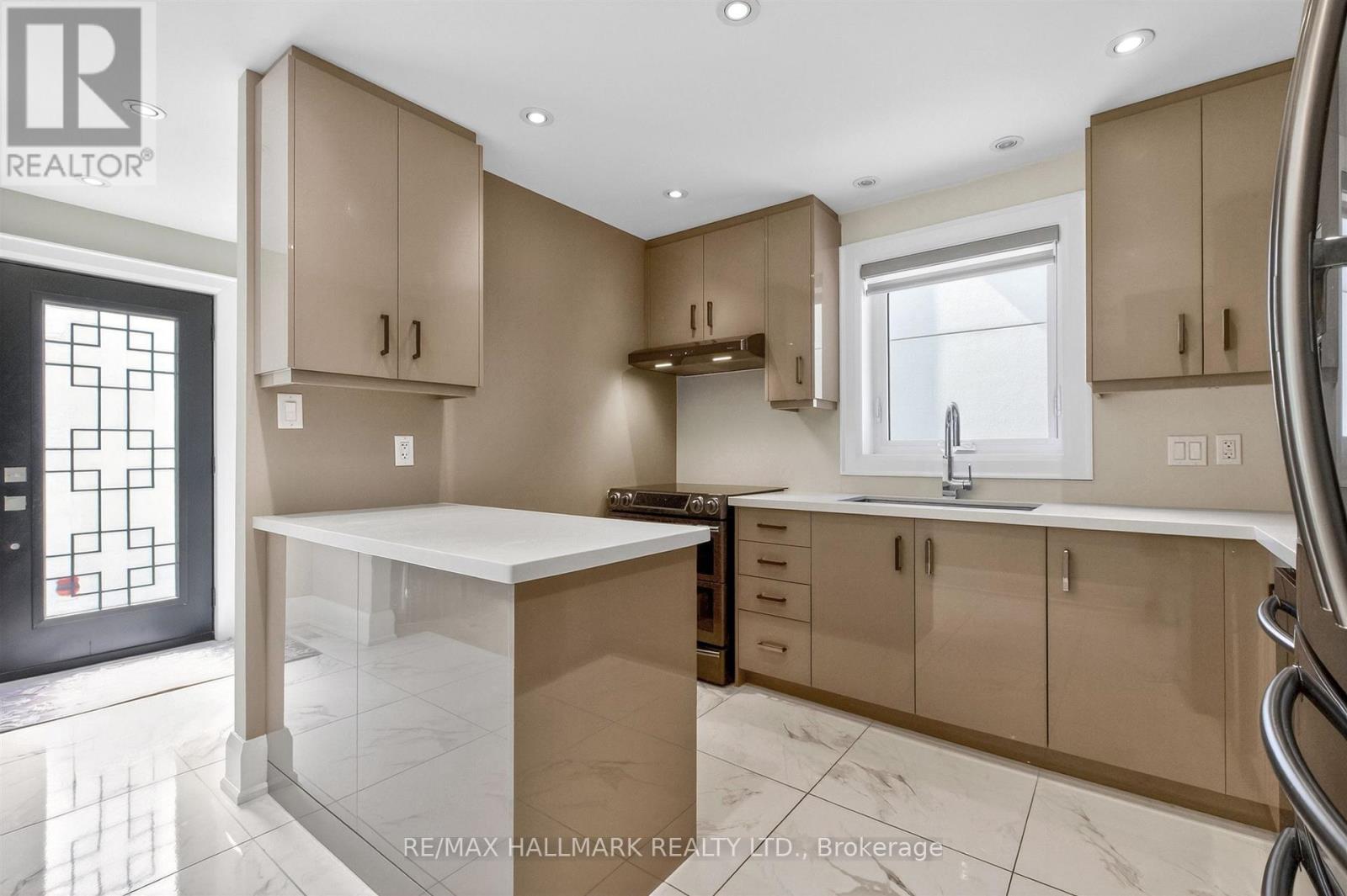 5 Elmont Drive, Toronto, Ontario M4B 2L9 - Photo 13 - E13151616