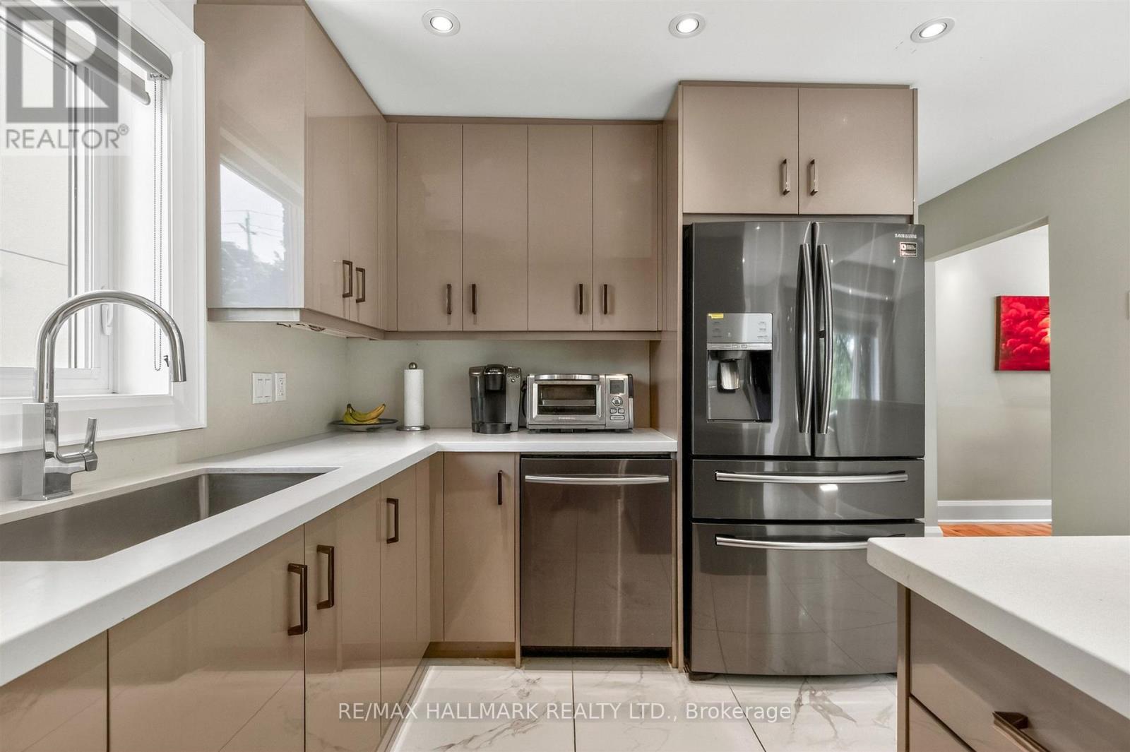 5 Elmont Drive, Toronto, Ontario M4B 2L9 - Photo 16 - E13151616