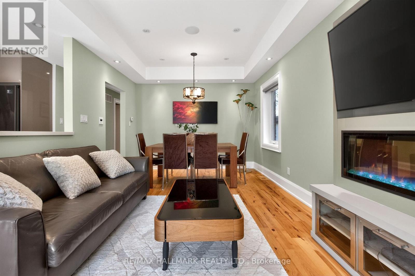 5 Elmont Drive, Toronto, Ontario M4B 2L9 - Photo 8 - E13151616