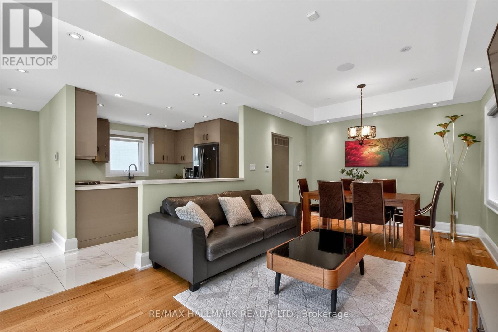 5 Elmont Drive, Toronto, Ontario M4B 2L9 - Photo 9 - E13151616