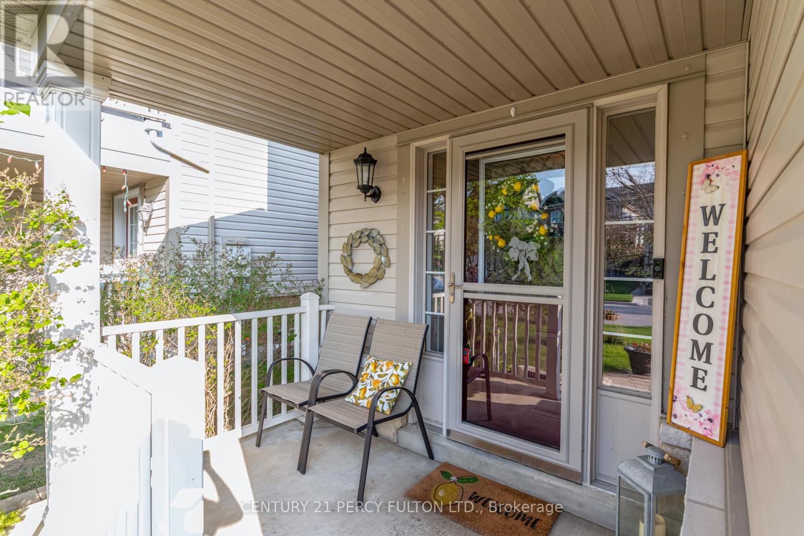 49 Bettina Place, Whitby, Ontario  L1R 0E9 - Photo 4 - E13151712