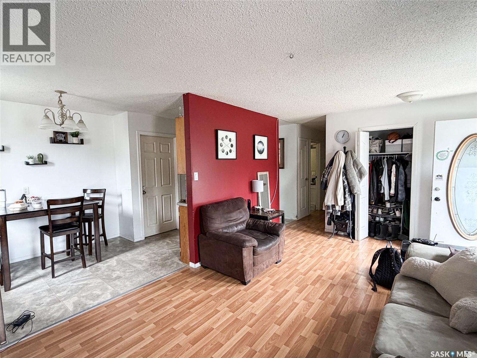 7 Dunfield Crescent, Meadow Lake, Saskatchewan  S9X 1E6 - Photo 3 - SK036545