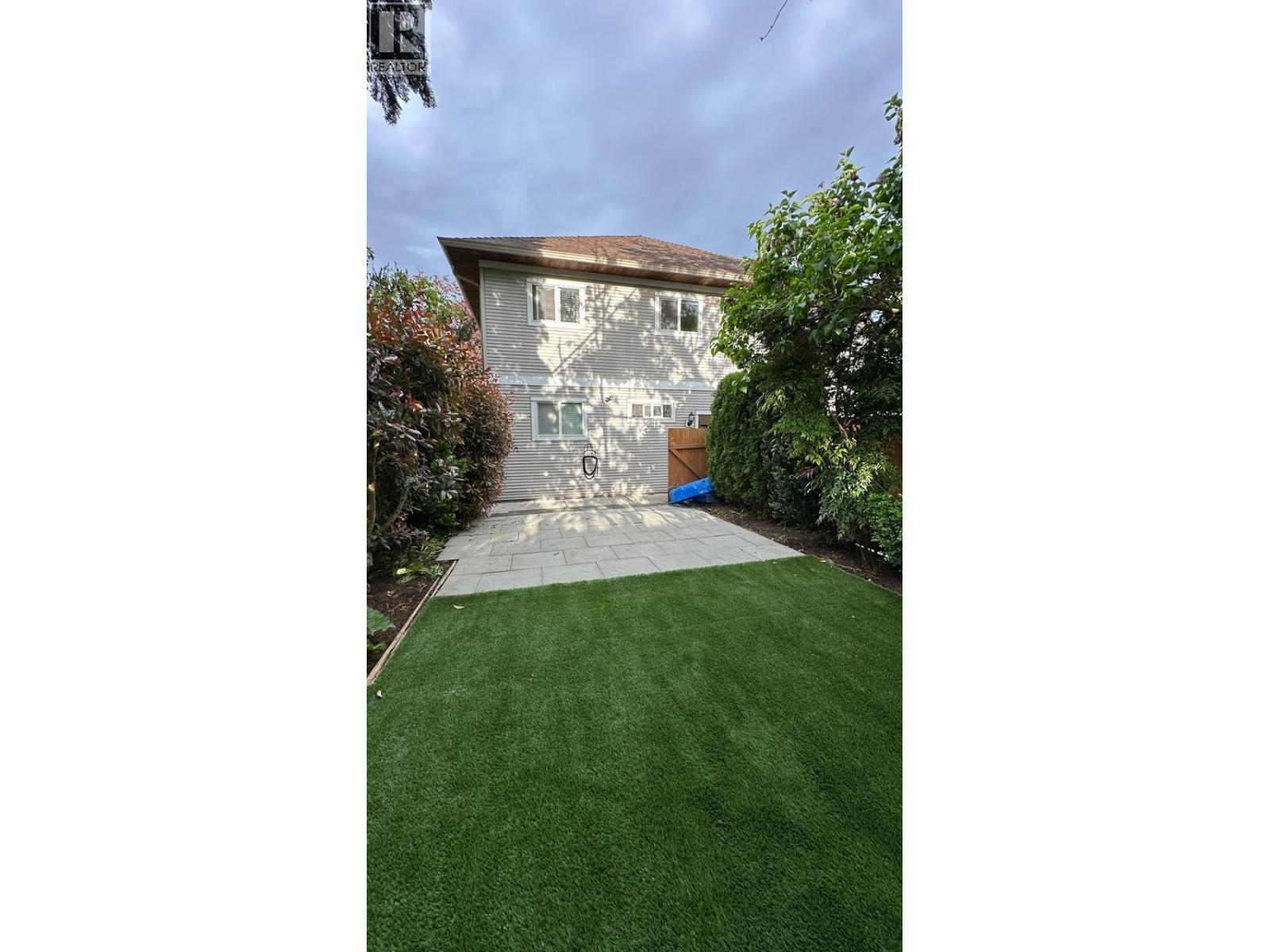 421 Kelly Street, New Westminster, British Columbia V3L 3T7 - Photo 6 - R3125467