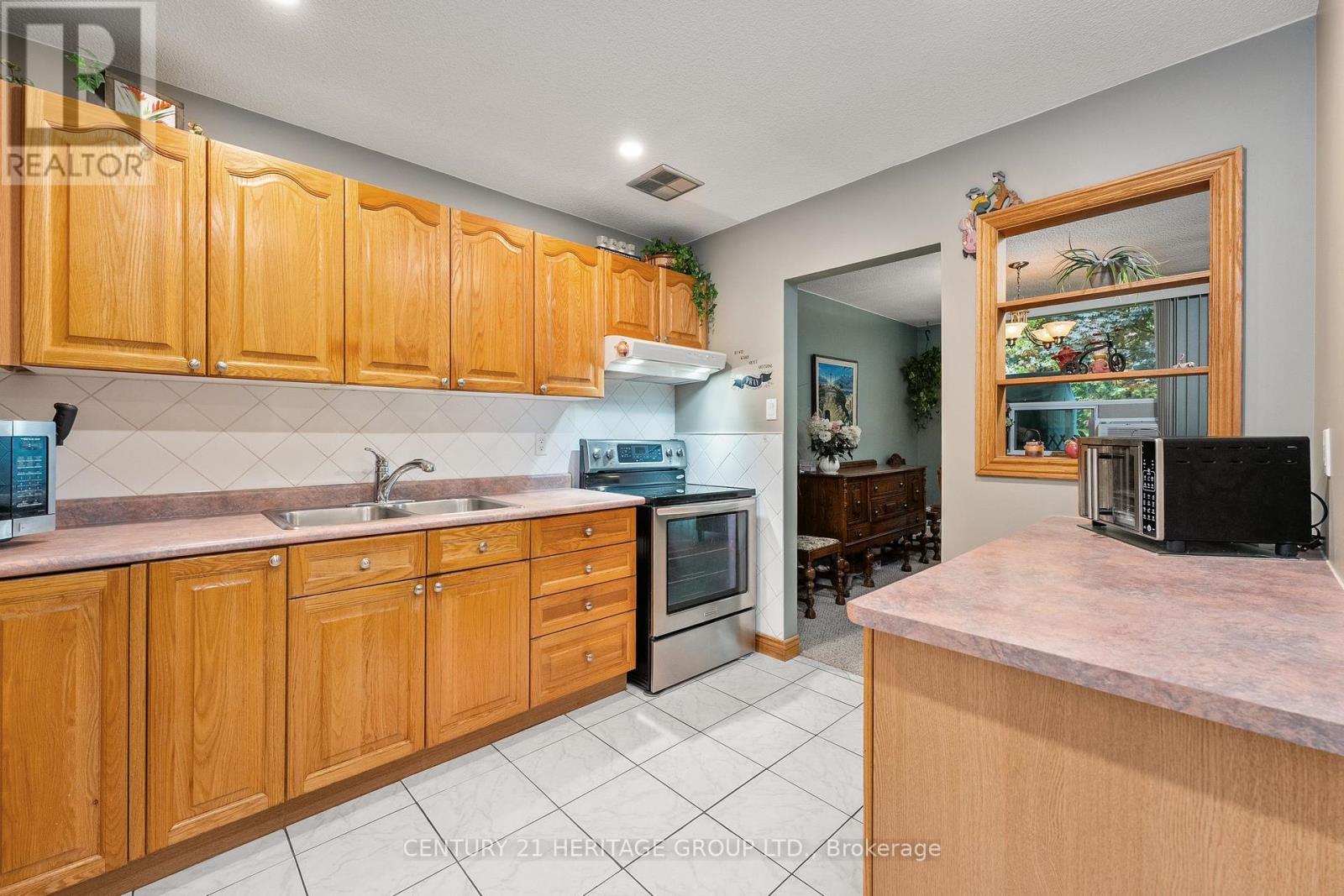 3 - 200 Holland Court, Bradford West Gwillimbury, Ontario  L3Z 1R9 - Photo 5 - N13151598