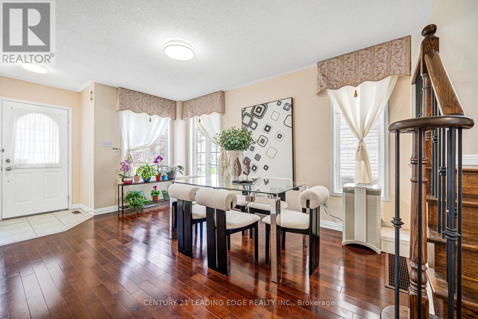 15 Vineland Street, Markham, Ontario  L3R 5S4 - Photo 8 - N13151804