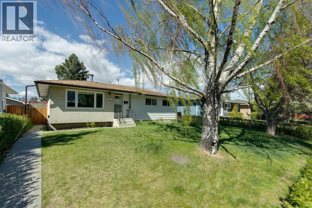 48 Haddock Road SW, Calgary, Alberta  T2V 3J8 - Photo 2 - A2309593